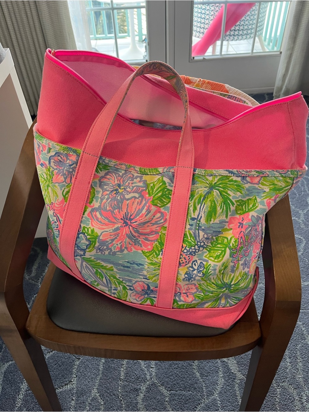 Lilly Pulitzer beach tote bag